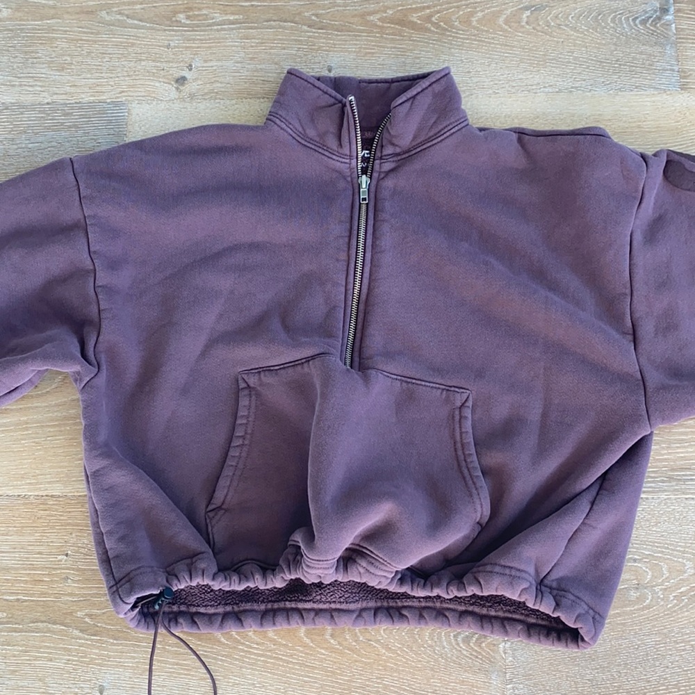 Revolve Set Active Half Zip Sweatshirt Size Small